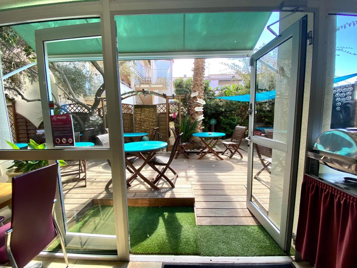 Hotel Les Grenadines Agde Buitenkant foto