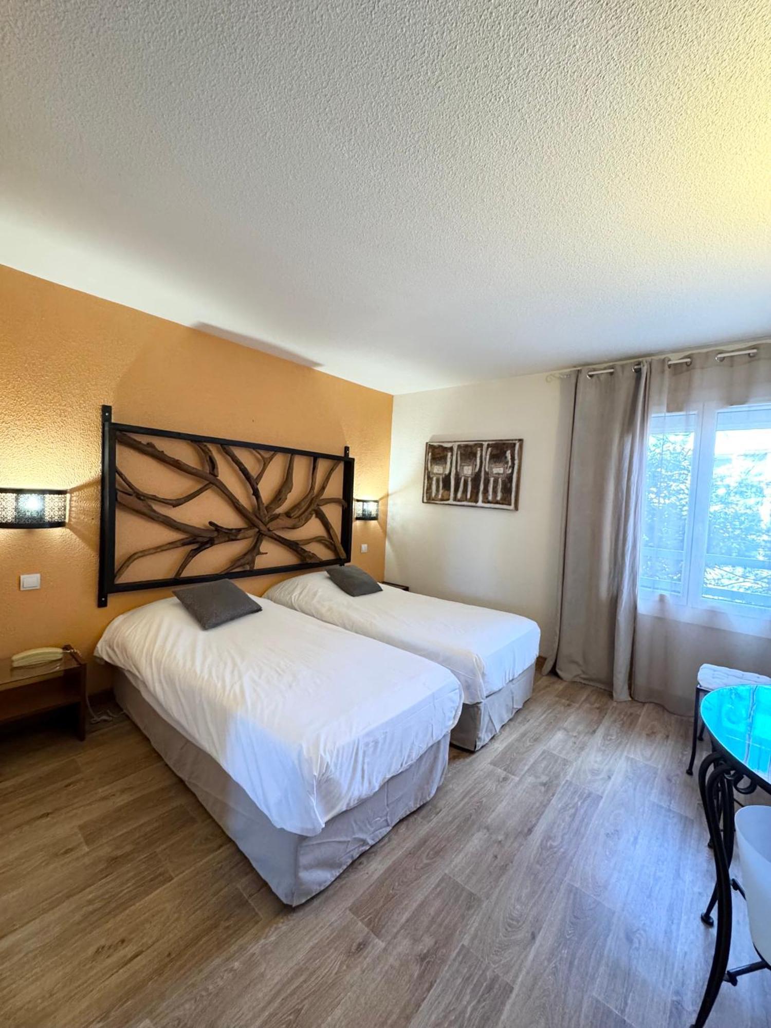 Hotel Les Grenadines Agde Buitenkant foto