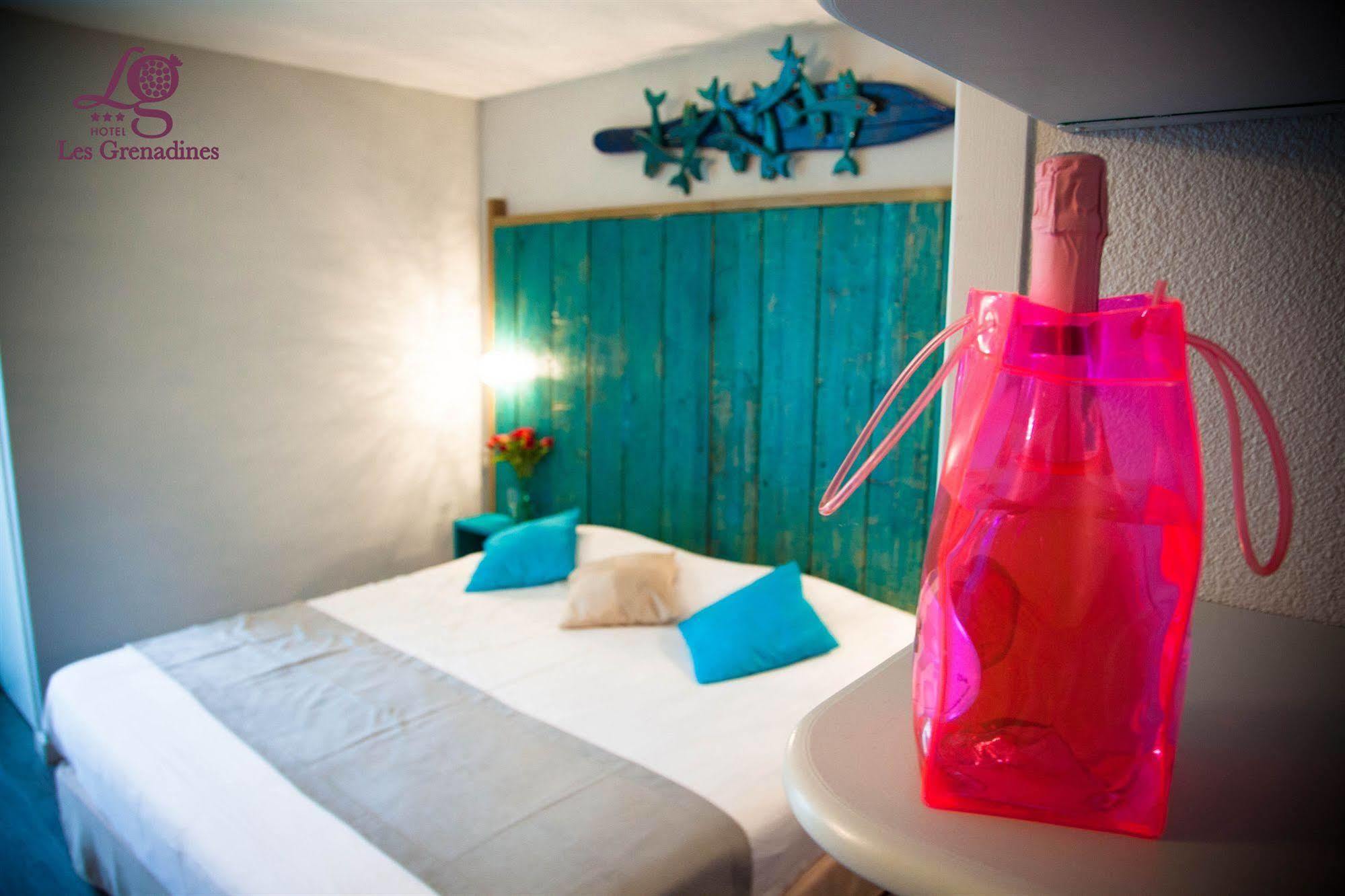 Hotel Les Grenadines Agde Buitenkant foto